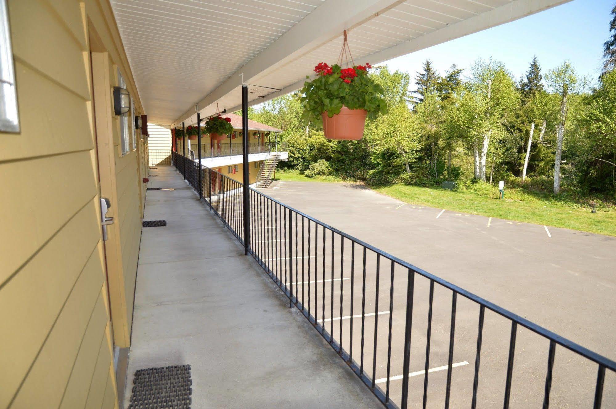 Astoria Crest Motel Exterior photo